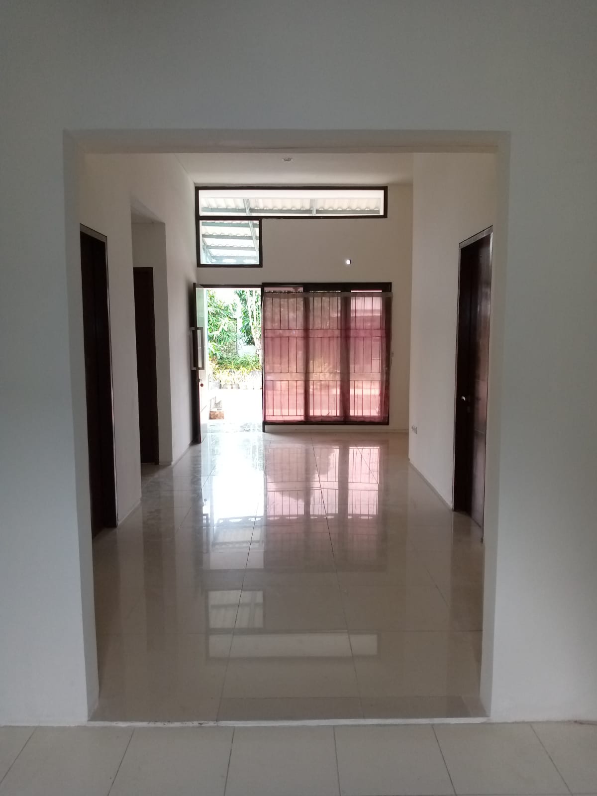 Rumah Dijual Siap Huni di Cluster Elysium Lippo Cikarang